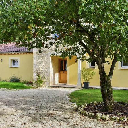 Prázdninový dům Delightful Holiday In With Private Swimming Pool